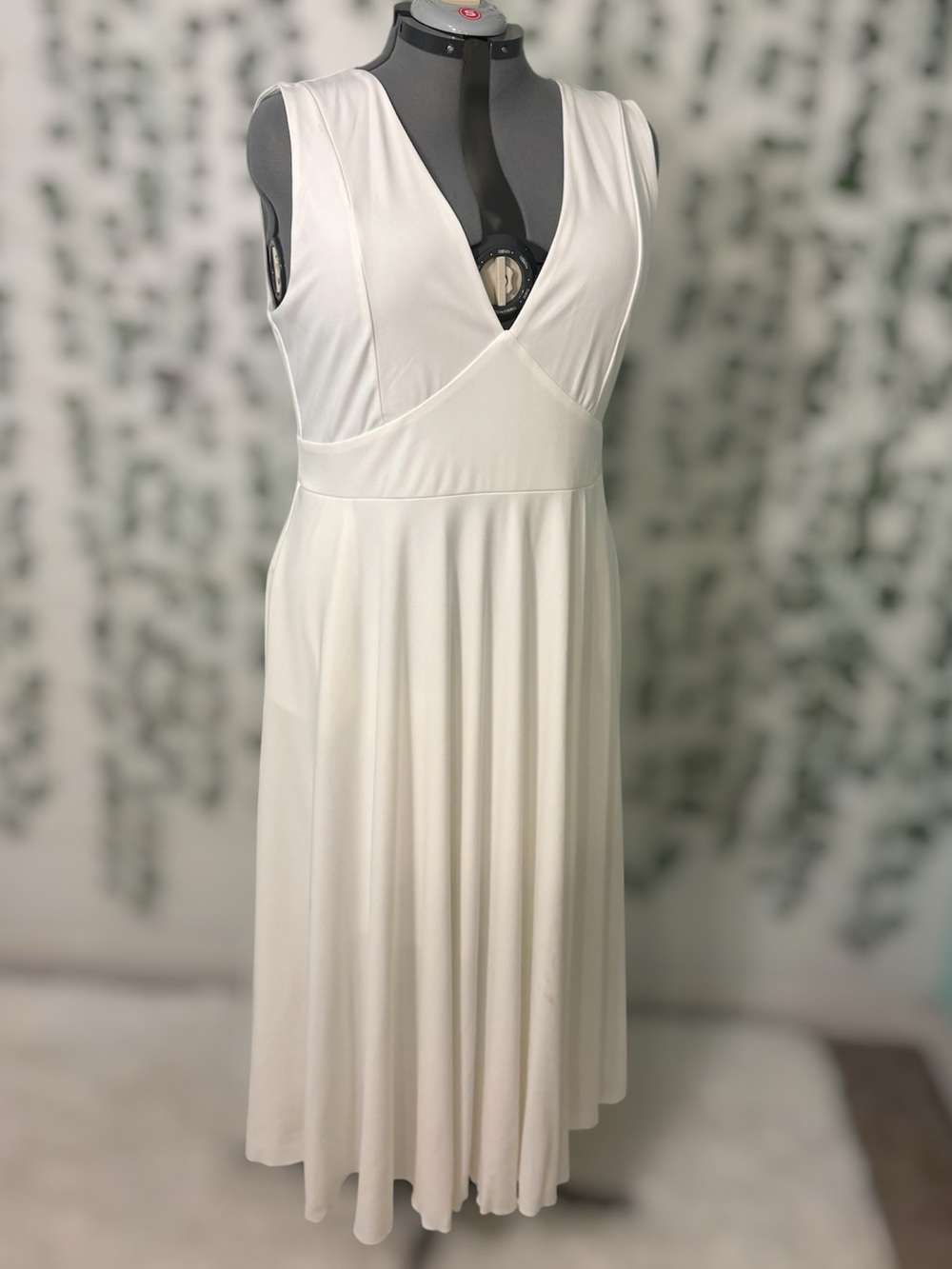 Size 1X White wedding/All-White event dress